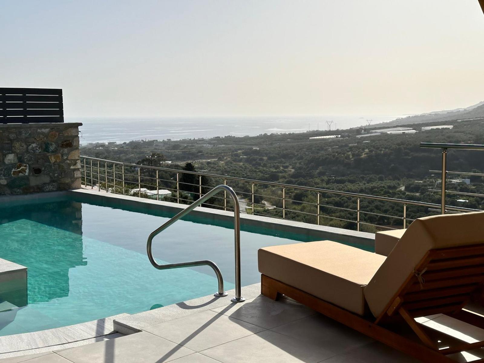 Mediterranean View Villa Makrýgialos Buitenkant foto