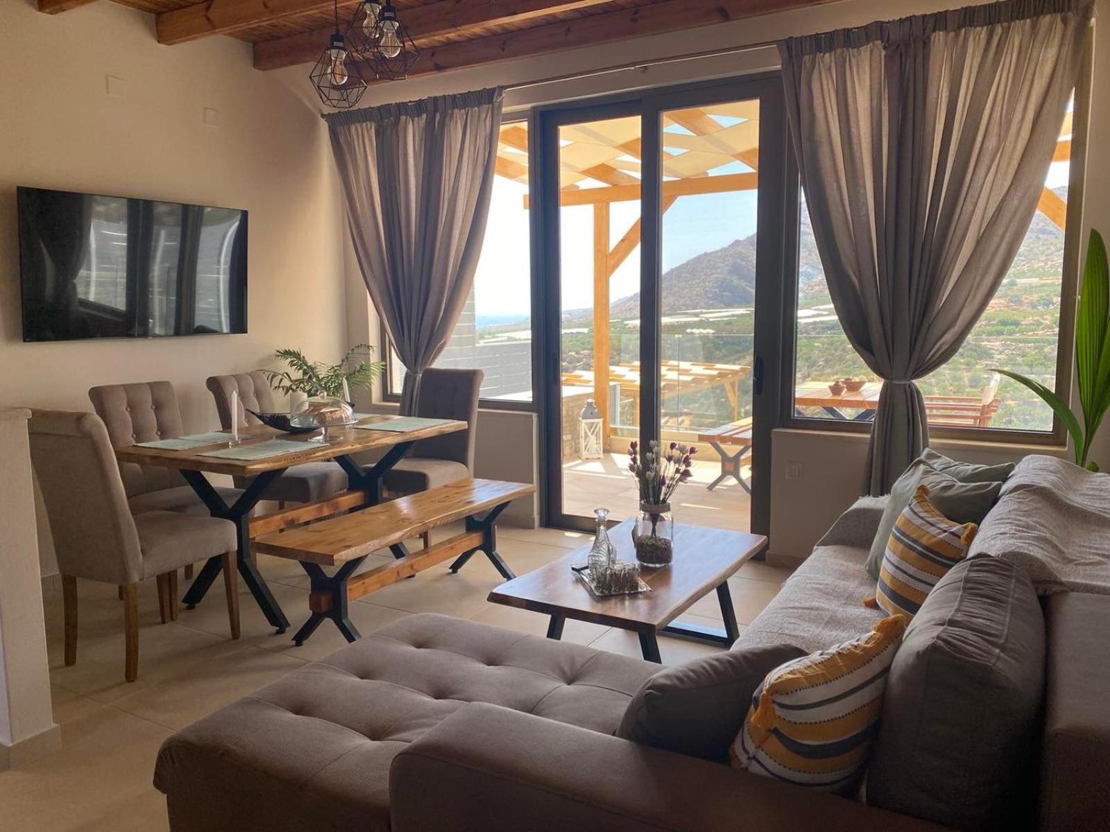 Mediterranean View Villa Makrýgialos Buitenkant foto