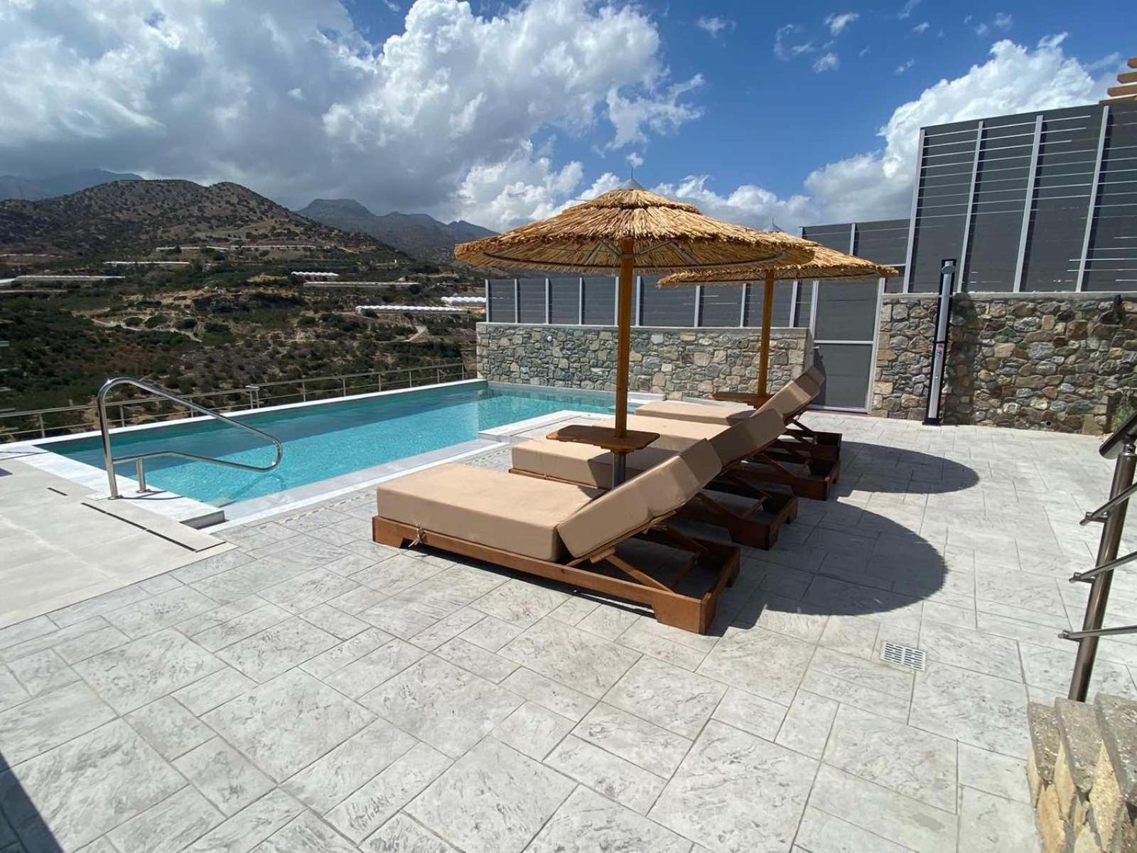 Mediterranean View Villa Makrýgialos Buitenkant foto