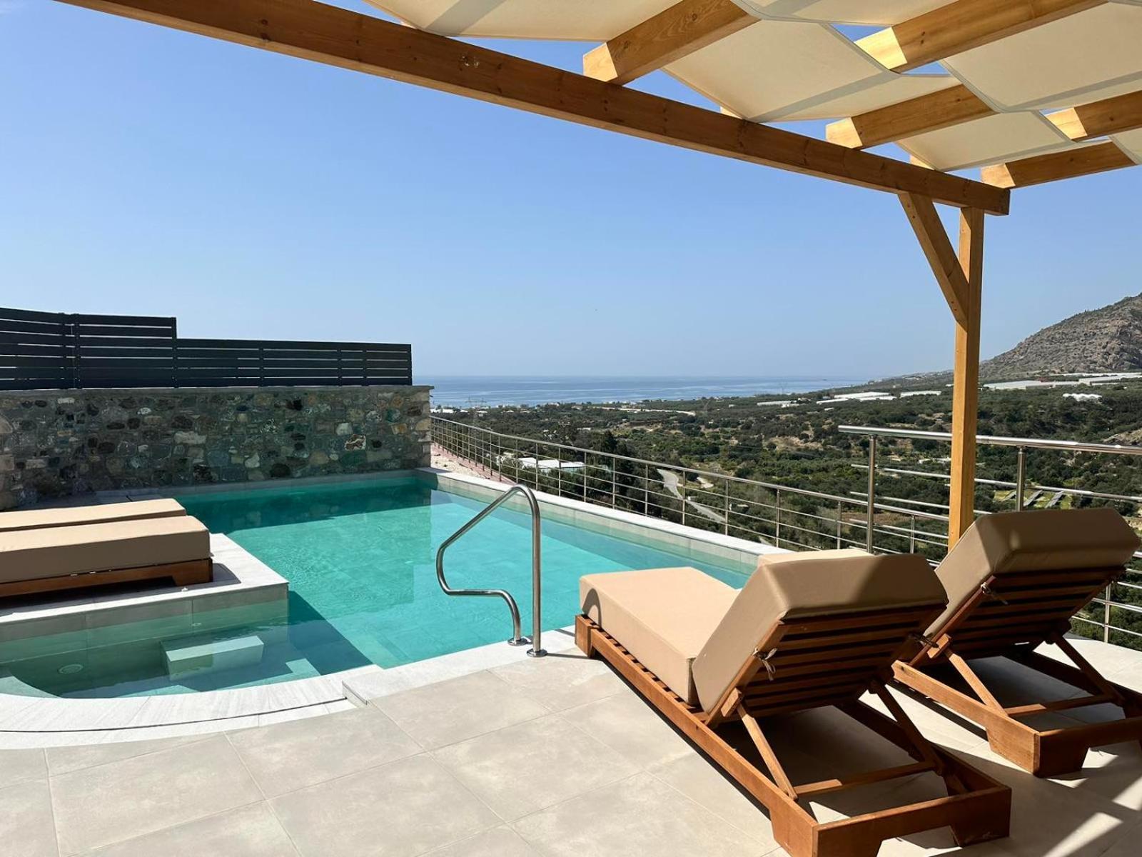 Mediterranean View Villa Makrýgialos Buitenkant foto